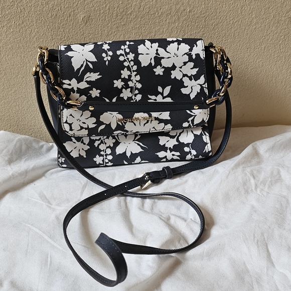 Michael kors crossbody bag - Picture 2 of 7